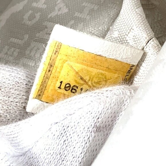 CHANEL Arabesque Bag Tote Bag Hand Bag Canvas White/Dark Navy Based - Picture 14 of 15